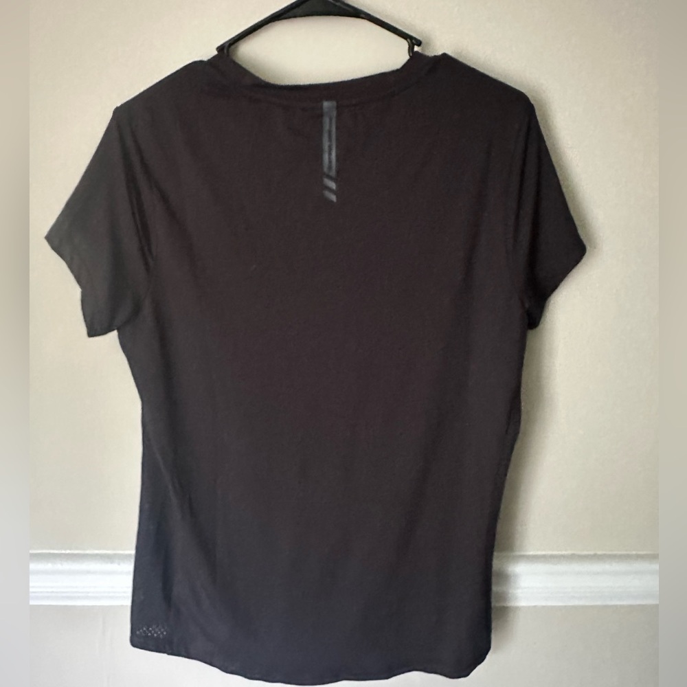 Women’s short sleeve compression shirt (xl)